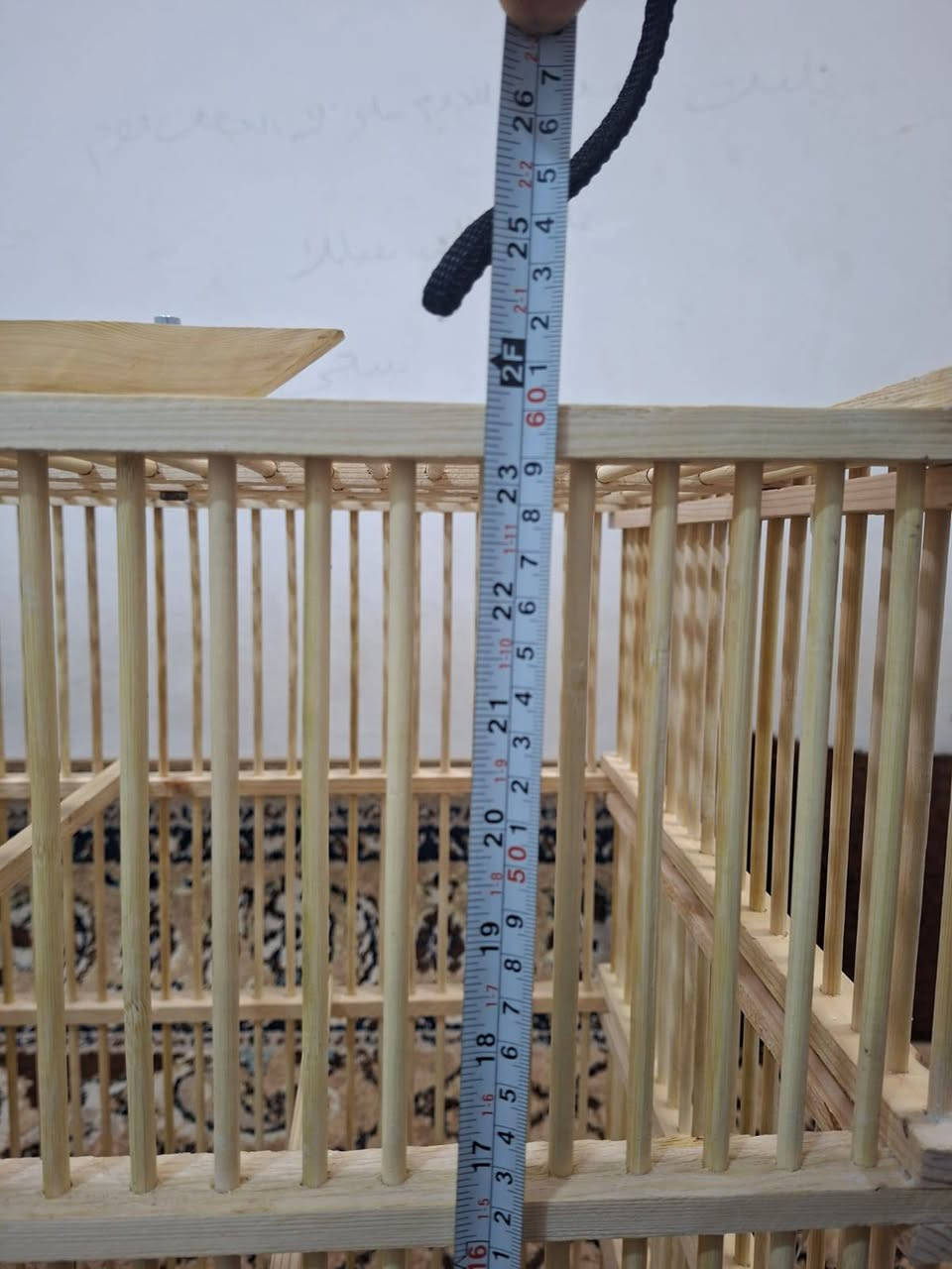 سلام عليكم قفص للبيع جديد طول 60 العرض60 النزال40 باب اسلايت  العود 7ملم 40الف العنوان بغداد حي القاهره ***********
