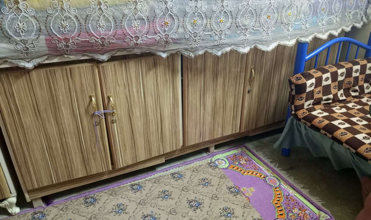 السلام عليكم جمخانه او كنتور للبيع اصلي السعر 300 او بيهن مجال للاستفسار على الرقم ***********
