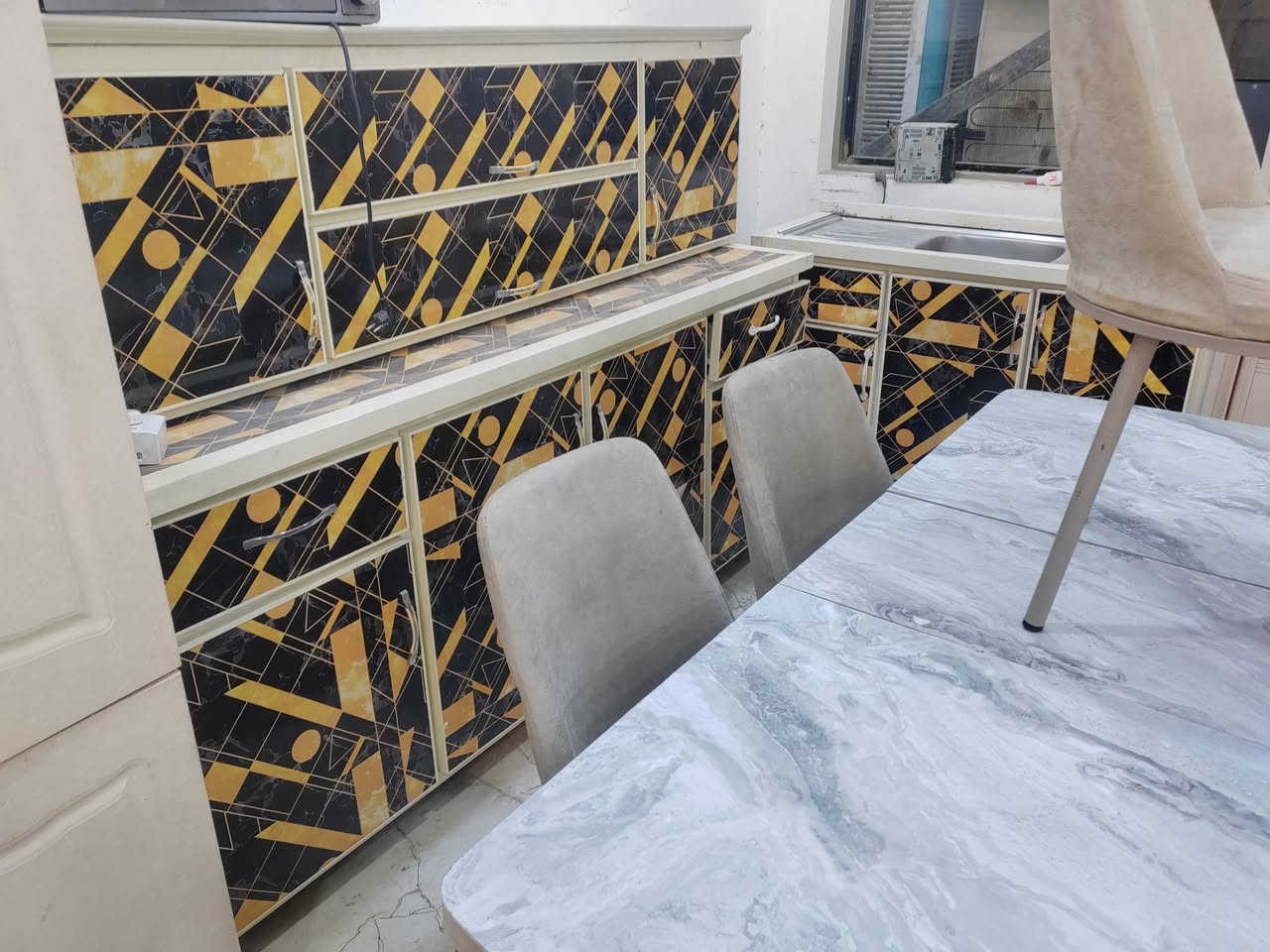 العنوان فلوجه حي شهداء قرب مرطبات مشمشه مزاد ابو كاظم البطاوي *********** يوجد خدمه توصيل الباب بيتك بل أجره ***********
