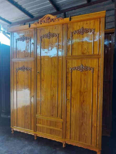 💢يوجد نجاره جميع انواع الأثاث 💢 
غرف نوم 💢ابواب صاج 🚪 
 ✨تخم  ديوان صاج✨
◽يوجد صبغ جميع لألوان ◽
شغل عراقي◾ بأسعار تنافسية ✅
ومناسبه وشغل مضمون ونظافة 💯
💢مكان العمل في كربلاء 💢 
يوجد توصيل جميع المحافظات 🚙
للاستفسار اكثر على الرقم التالي 📞***********
