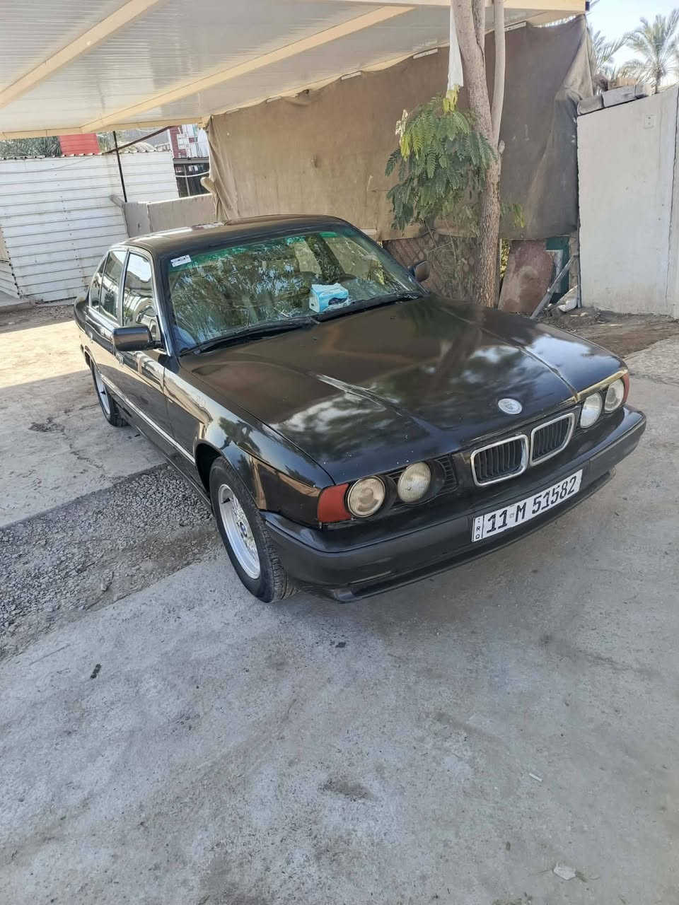 سلام عليكم للبيع ٥٣٥ اصل بليته وسنويه موديل ٩١ سنويه وهزه جديده بسمي رقم نكليزي مكين وكير حاويه صار شهر من شادهن حداديه اماميه خلفيه كله جديد تبريد شغال سلايت شغال السعر ٦٥ مكان السياره بابل كفل ***********
