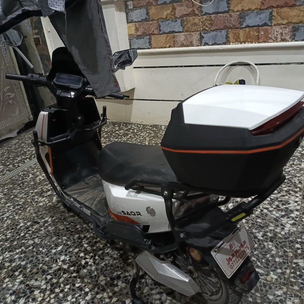 دراجة شحن ما بيها اي نواقص ((السعر مليون وبيها مجال )) المكان بغداد اذا تريد اجيك لو تجيني 