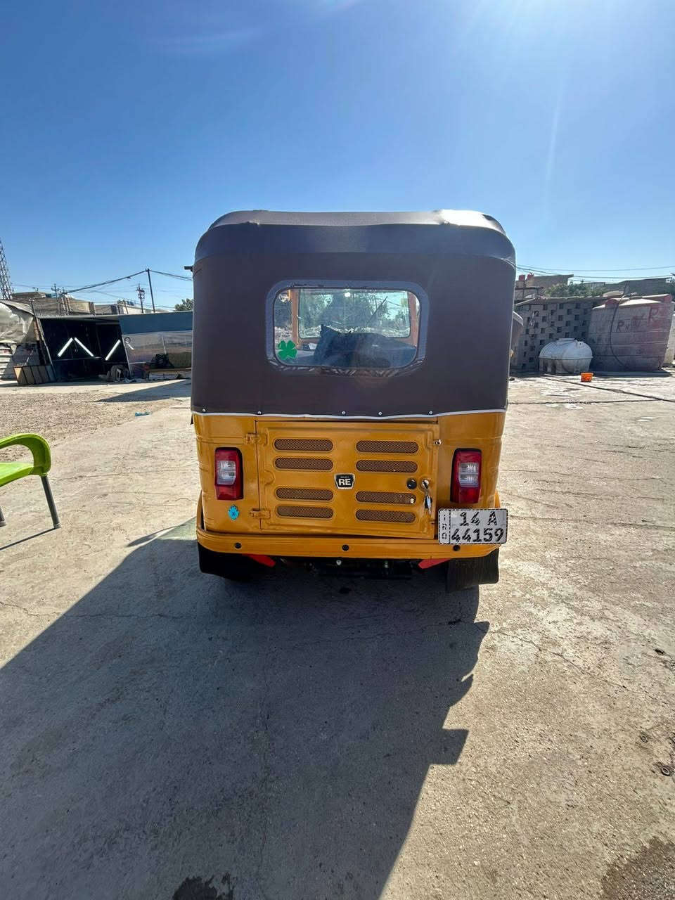 تكتك موديل( 20) شهر (2) رقم سنويه نكليزي تحويل ثاني يوم كشر مصبوغ عام للجماليه  مكينه كير كلج اكسل مكفول مكينه تخم تاير جبلي بيها كهرباء كامله اي نقص مابيها كبل لشارع ربع مذب عليها تحويل كبل عقد مروري مكاني بغداد الشعلة (*********** واتساب) (السعر 6400 ملايين) و بيه مجال خاتم الطيبين
