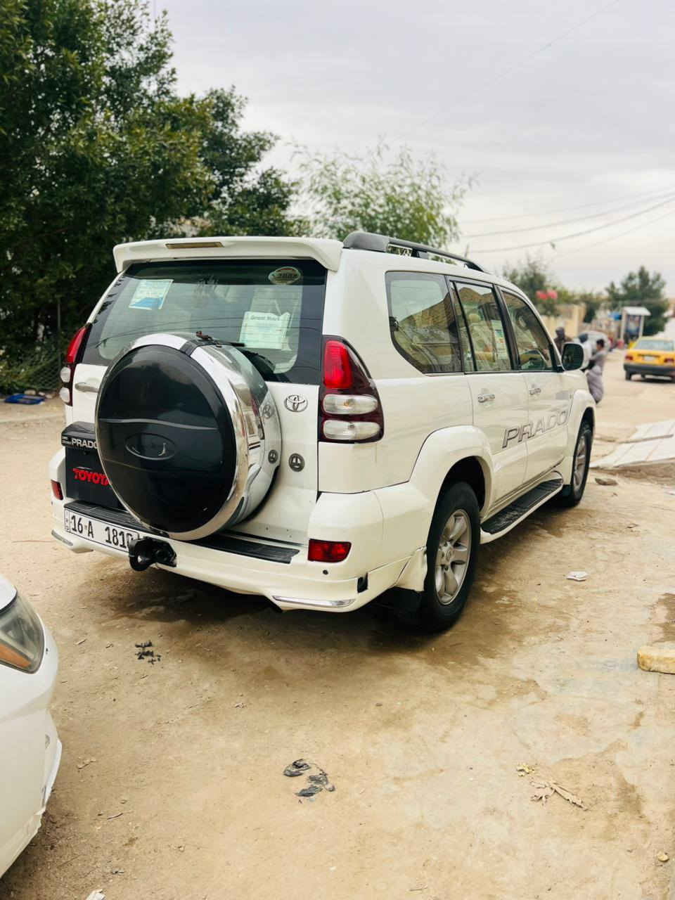 السلام عليكم تيوتا برادو ٢٠٠٨ خليجي سياره جديد معنه الكلمه رقم قادسيه دولي السعر ١٤٠  رقم الهاتف ***********
