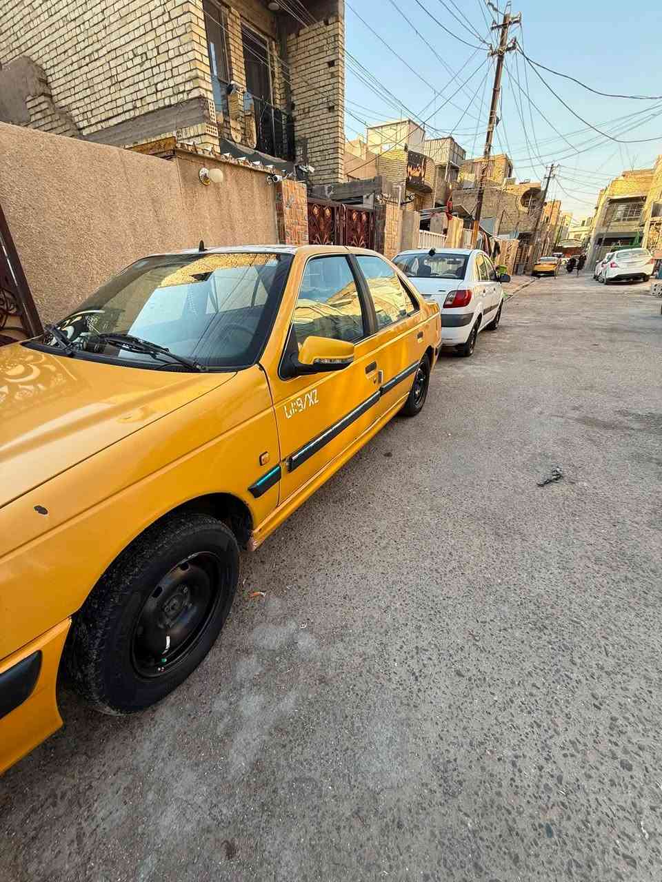 بيجو بارص ٢٠١٥
رقم بغداد دولي تحويل ثاني يوم
سنويه ل29
سياره حلوه جاهزه من كلشي كير مكينه مكفولات شرط تبريد منضومه كامله ثلج تخم تاير جديد دوشمه جديده كهربائياتها كلها شغاله 
كيج بانزين
كيج حماوه
كيج كيلومتر
نوزلات وفيت بم جديد
متصرف عليها شي 
مكاني بغداد البلديات رايدها ٣٧ وبيها مجال
***********

