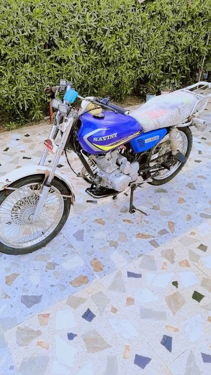 سلام عليكم دراجة للبيع ٥ كير نضافة فول لا صرف ولا بخار موديل 2017  سعر 350 وبيها مجال مكاني حزيران رقم ***********
