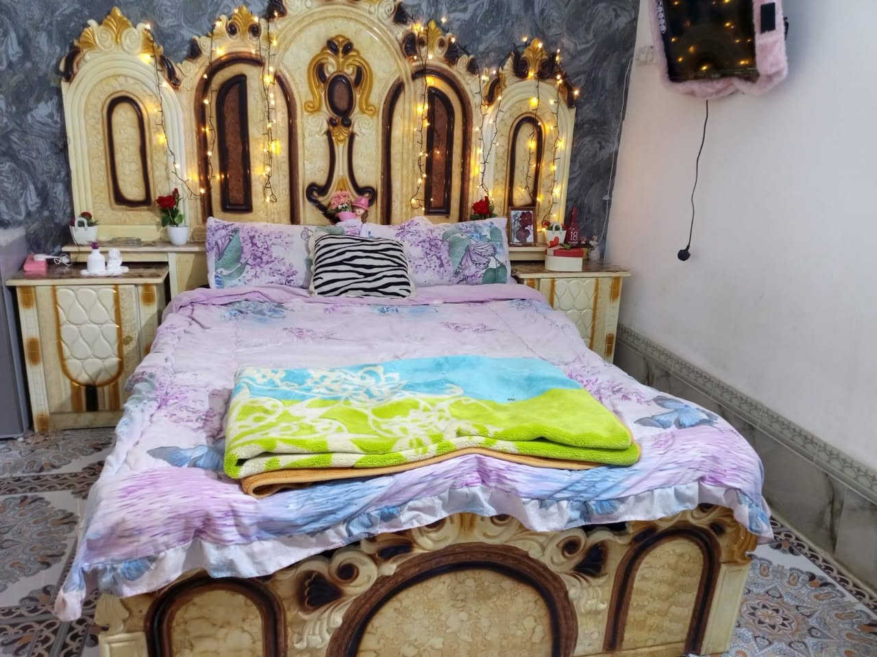 سلم عليك غرفه البيع مكاني غراف سعر850وبيه مجال لتواصل عرقم***********
