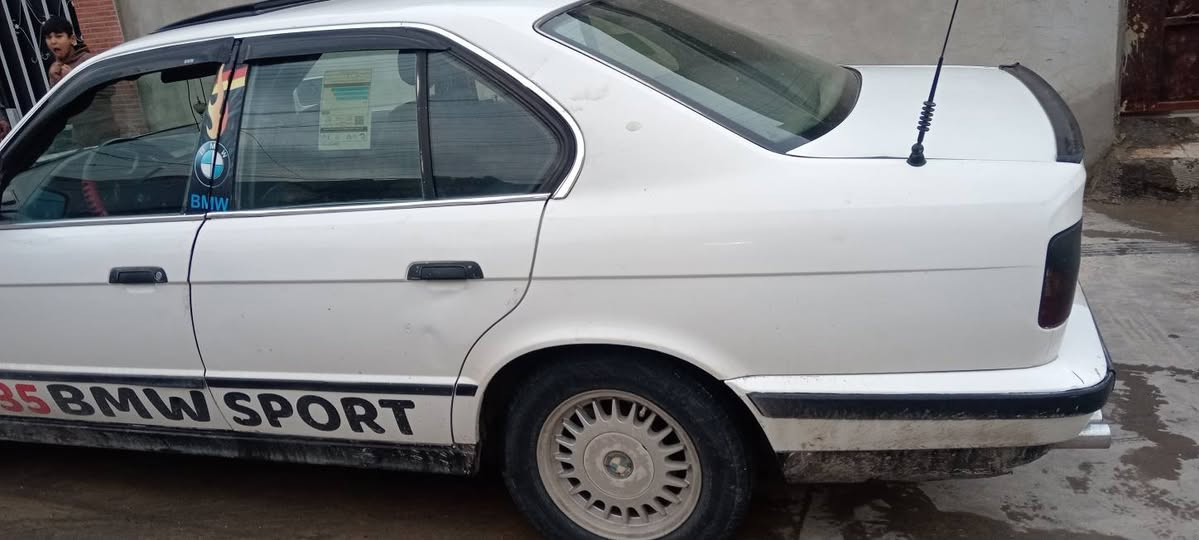 بيم 535 فول توماتيك كير محرك شرط موديل 1989 بدون صبق رقم اخضر شرط التحويل طخم نضيف سياره جاهزه كهربائيات كلها شغاله السعر 35 وبيها مجال بصيط
*********** بي واتساب
