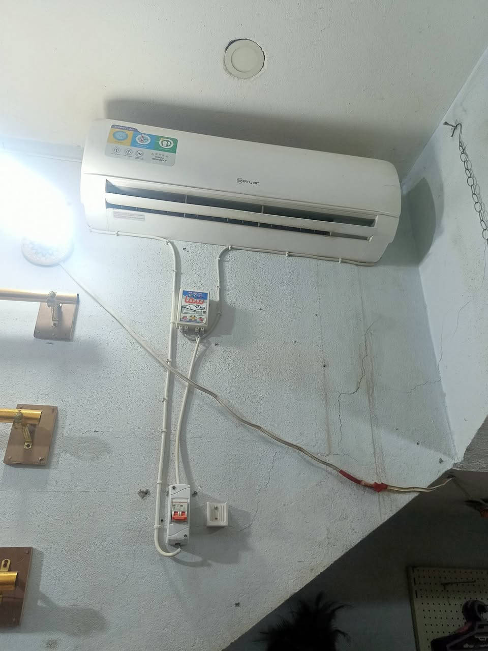 سبلت الريان باب اول نظيف جدا مشتغل شي قليل السعر 600 بعقوبة كاطون الرازي قرب مرطبات البلور  *********** يوجد واتساب
