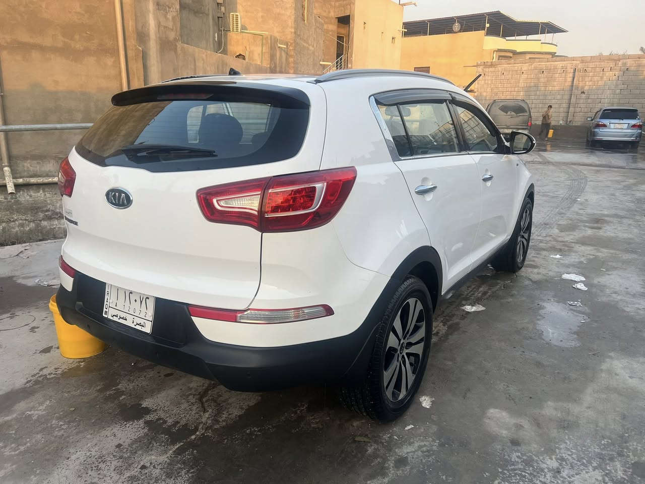 سلام وعليكم سبورتج 2013مكينه 2400 خليجي مكفوله كفاله عامه ماشيه 72الف سياره مال بيت جاهزه من كلشي بانوراما تبريد تدفئه مري شفط باسمي السنويه لغايه 2027 السعر 160وبيها مجال الهاتف ***********
