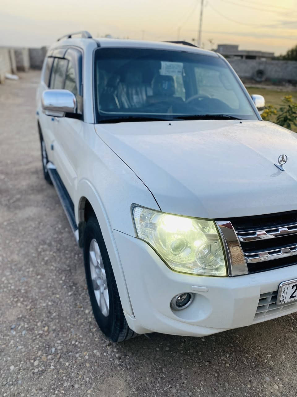 باجيرو 2014 لون  صدفي   ام دمام 
رقم سليمانيه 
كفالة عامه 
شرط تحويل 
ماشيه 172 الف حقيقي 
سبير ما نازل 
فول مواصفات بصمه كشنات كهربائيّة اشاير بل مري تحكم ستيرن مري شفط فتحه فول مواصفات 
تخم تايرات صدر جديد 
مكان واسط صويرة شراي يتصل 

***********
