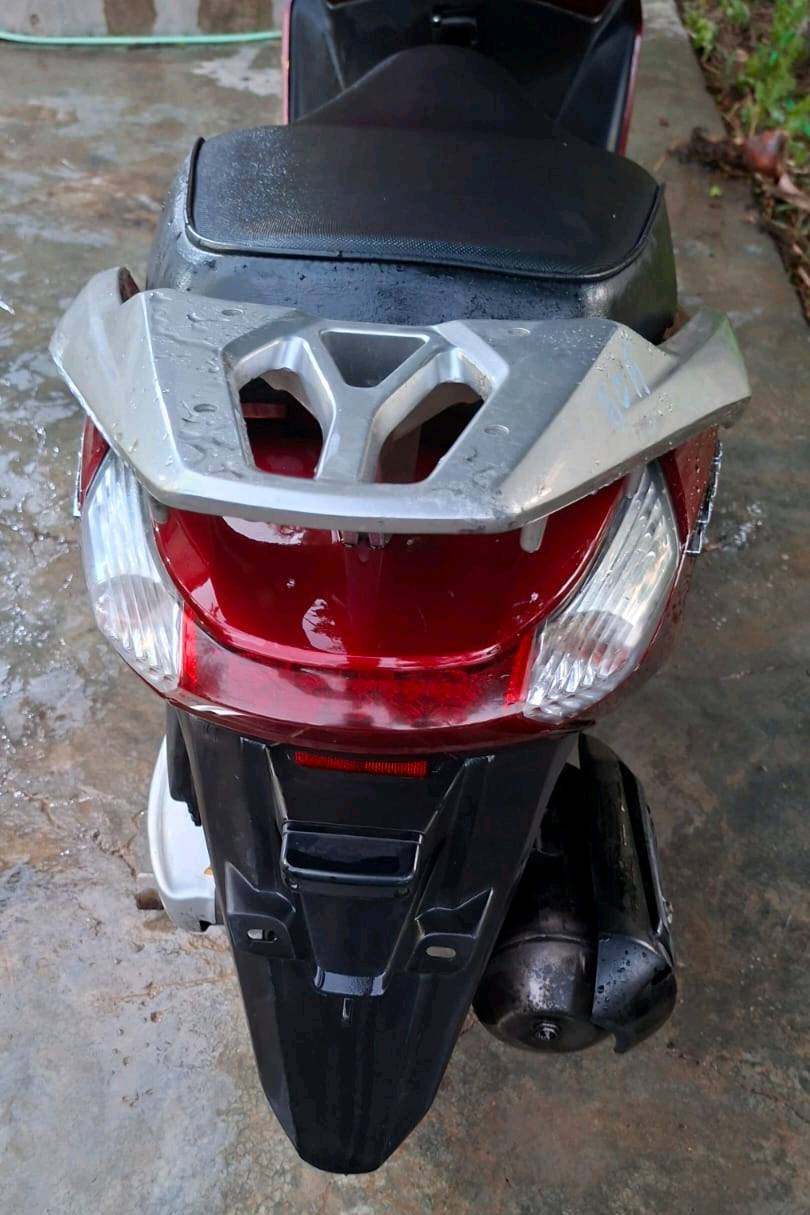 هوندا ليدي حديث
السلام عليكم هوندا ليدي حديث ما مفتوحه 
و هاي صورها كدامكم السعر 11 ورقة ونص العنوان سامراء
للاستفسار اتصل ***********
