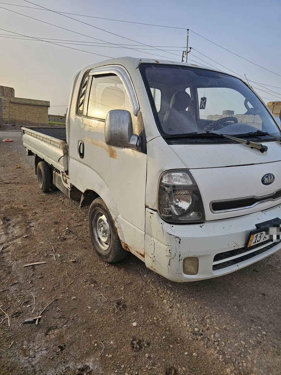 كيا بنكو موديل 2015 مكفوله من الحادث رقم ميسان انكليزي سنويه لل2031 بأسمي مصفره غرامات مداور شوكت ميعجبك سعر 90 ورقه وبيها مجال مكاني ميسان 
رقم صاحب السيارة ***********
