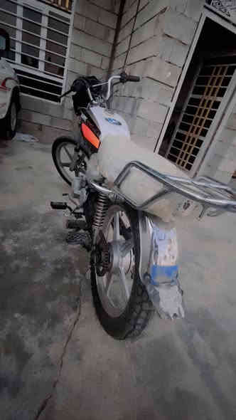 سلام عليكم ماطور ايراني سيفان 5كير نضيف موديل ٢٠٢٠بيع او مراوس شعندك نزل سعر ٣٥٠ وبي مجال ***********
