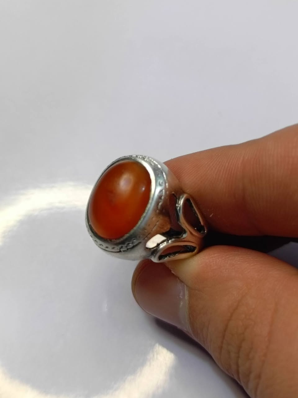 عقيق يماني احمر قديم صياغه يدويه
سعره 65 الالف قفل معه التوصيل


**إذا كنت صاحب هذا الإعلان وتريد حذفه لأي سبب، رجاءا أرسل رسالة إلى الدعم الفني**