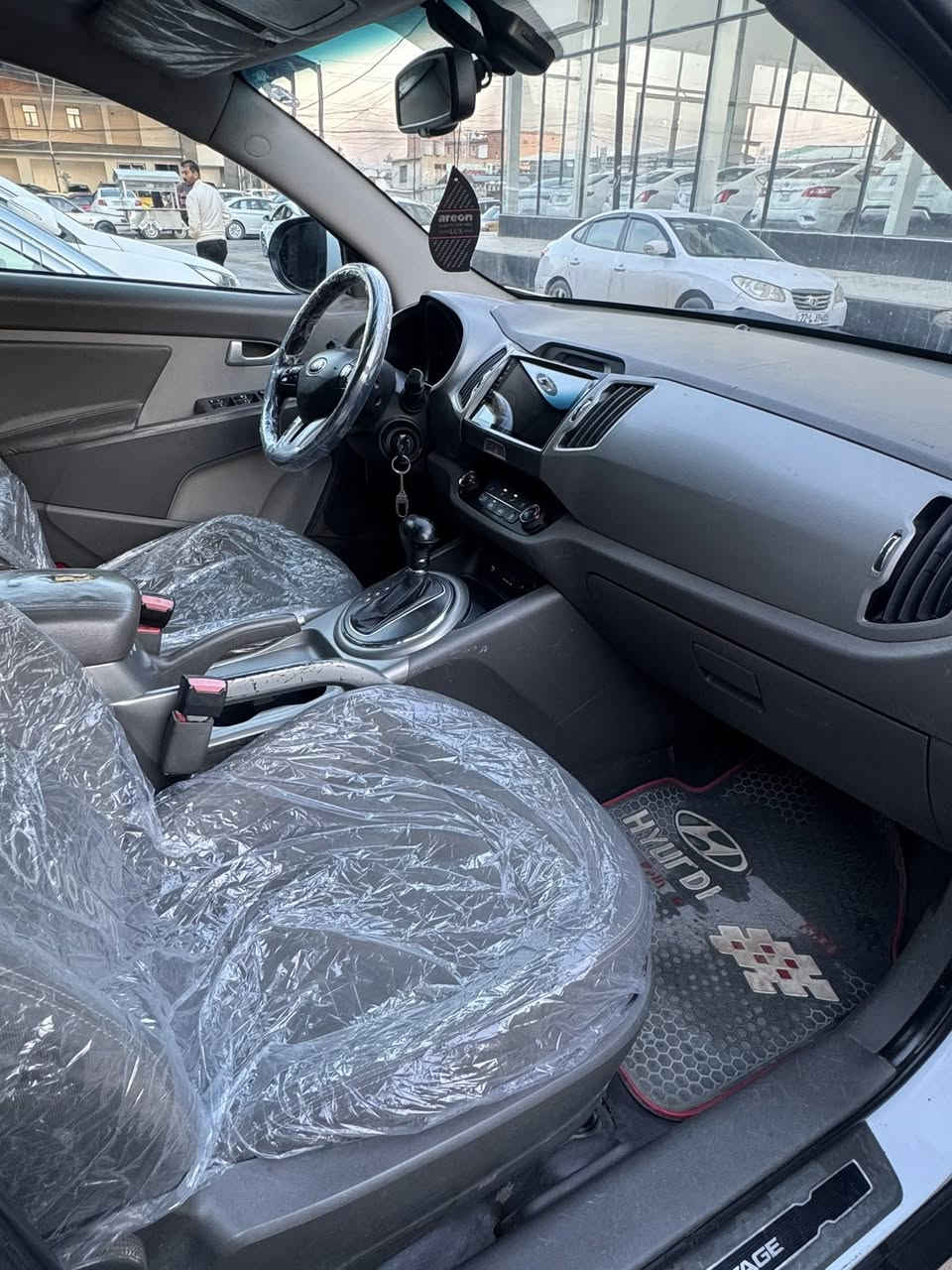 كيا سبورتاج  2014
كلين بدون ضرر 
محرك 2400 
كير محرك شرط
سنويه ب اسمي  
العنوان معارض الموصل 

‭***********‬
***********
