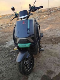 دراجه شحن للبيع موديل 2026 دراجه جديده صارلها شهر من نازله  6 بطاريات ...