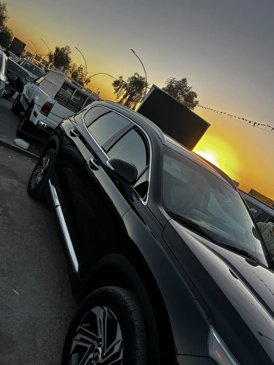 هيونداي سنتافي 2022 امريكي
فول فول مواصفات بانوراما 
بابين صبغ بدون دواخل
سيارة كلش نظيفة 
رقم الهاتف ***********
العنوان دهوك
