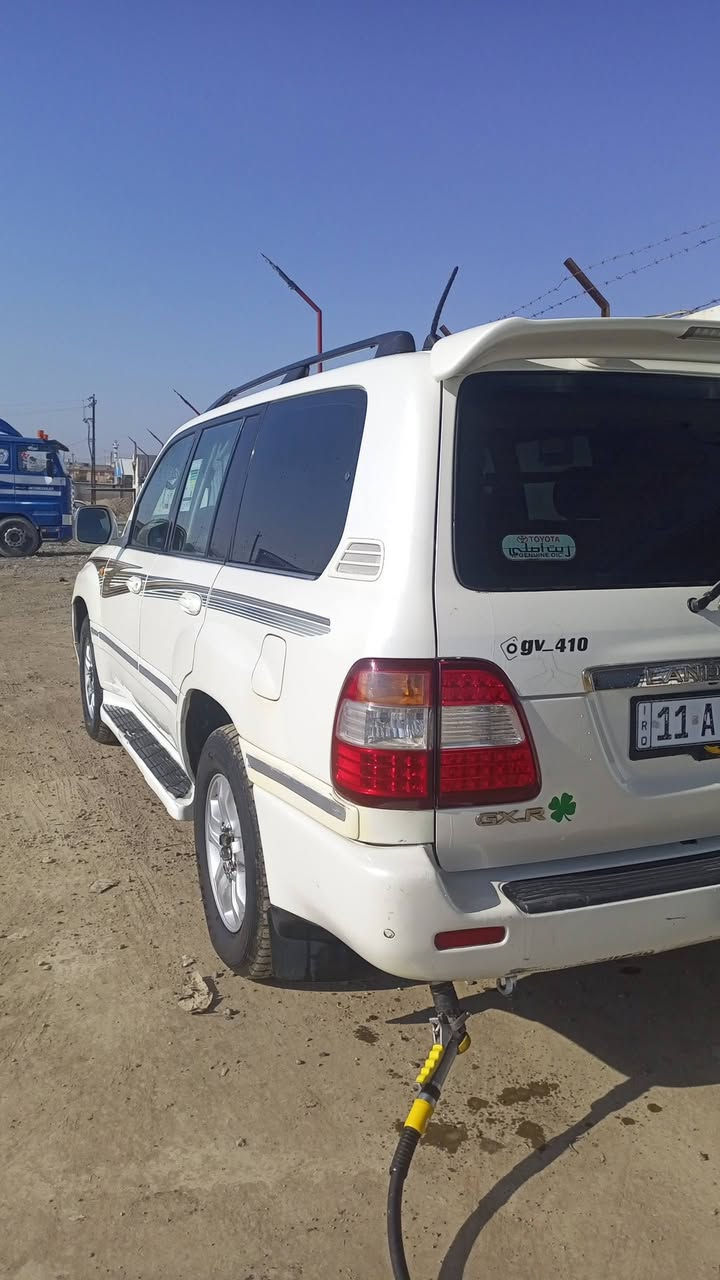 السلام عليكم مونيكا للبيع 2006 بيها صفحه وبونيد ابيع حزام سياره منضومه غاز محرك مامفتوح حساس خلفي ثلاجه تخم تاير السعر 150 وبيها مجال رقم *********** بي واتساب
