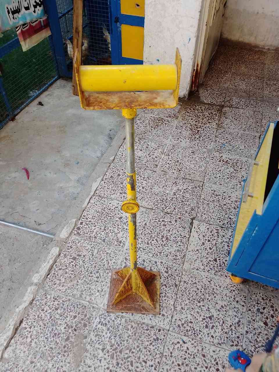 ميز كتر درجه اولى مع جحش ممتاز للبيع ديالى بعقوبة 
***********
