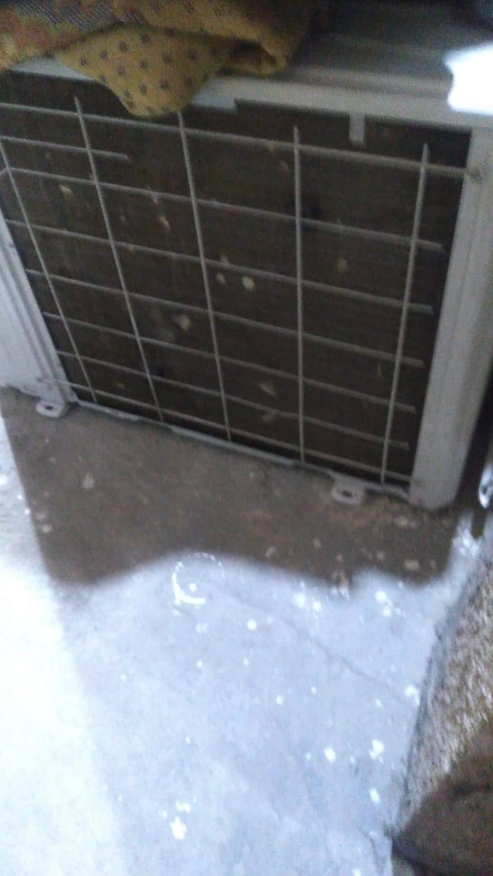 اسلام عليكم سبلت طن ونص للبيع جديد ستعمال شهرين بس سعر ٥٥٠مكاني بغداد شارع عدن يم سوك شلال ***********
