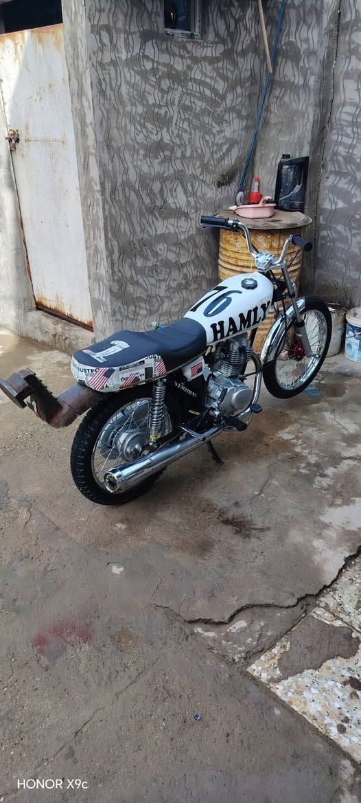 للبيع كلك عنوان حله سعر قفل 525


**إذا كنت صاحب هذا الإعلان وتريد حذفه لأي سبب، رجاءا أرسل رسالة إلى الدعم الفني**