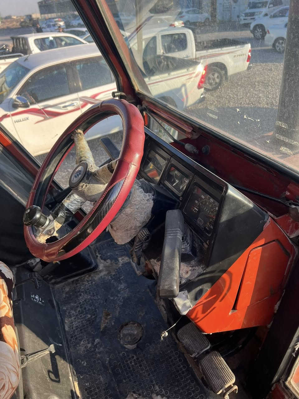 للبيع فيات 140
فول مواصفات كفاله عامه كير مكينه اكسل 
تخم تاير 
مكينه خير من الله 
للتصال ***********/***********
مكان كوت دجيلي 
السعر 55مليون وبيه مجال
