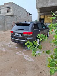 ٢٠١٧ • مسجلة ٢٢ • فتحة سقف