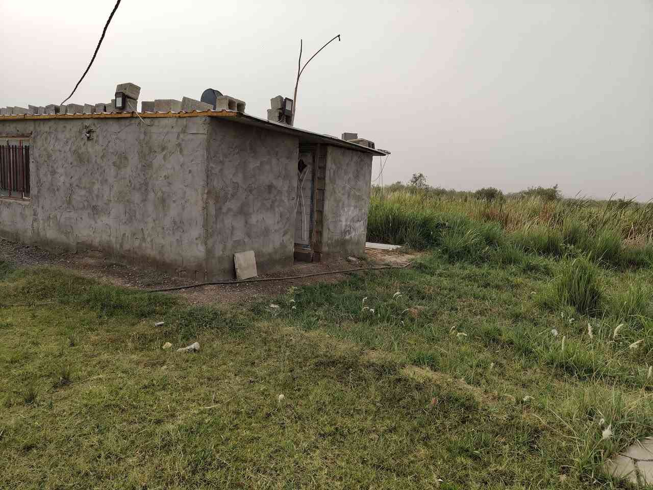 كاع دونمين عقد 35  مع حقل كامل كهرباء بركن حقل مي نهر كدامهه وراهه بير منضومة مي أرو مولد غرفه  ومطبخ الحقل كامل من كلشي واسط كوت قرب سيد عبد العظيم يبعد عن شارع الحي اقل الكيلو كلشي بصور موجود شراي اتصال على رقم ***********
