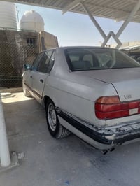 بي ام ٩٢ • مكينه ٧٣٥ • ٨ سلندر