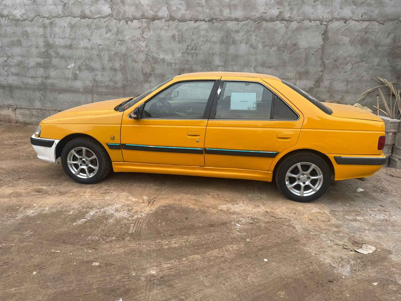 سلام عليكم بيجو بارص مديل الفين وثنعش سياره قصاد قصدها جاي سدد مصرف كص من راتب راعيها سياره بل الفين وسبعه وعشرين نتهي قصدها سياره فول الفو بيها حادث مثر عل يرباك وراجع عل بلاد حدثها سياره تخبل وين ماتريد طلع سعر ٣٠ قفل مكاني البصره ابو الخصيب


**إذا كنت صاحب هذا الإعلان وتريد حذفه لأي سبب، رجاءا أرسل رسالة إلى الدعم الفني**