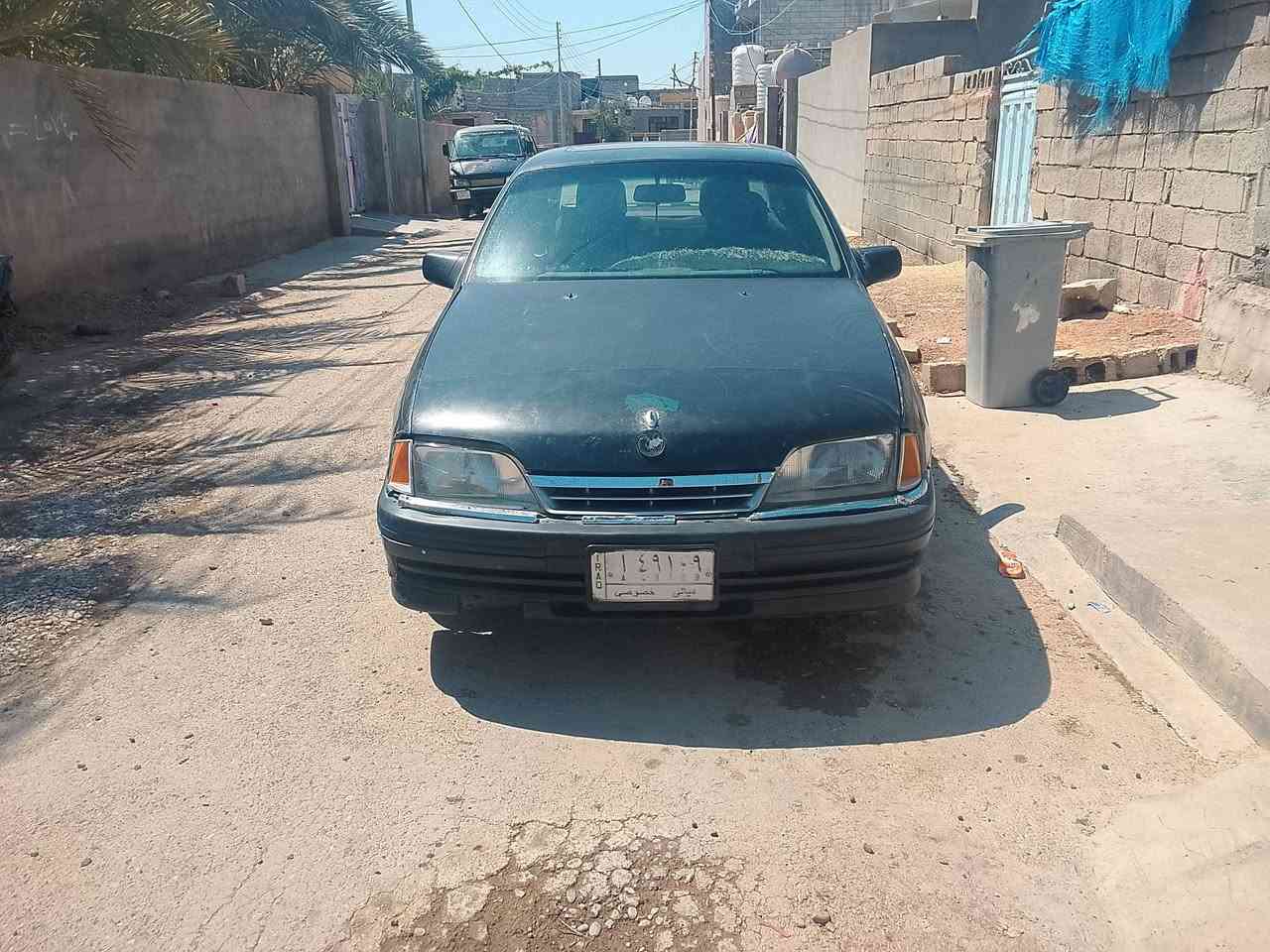 اوبل اوميكا للبيع موديل 94 سنويه 28 مكاني ديالى بلدروز***********
