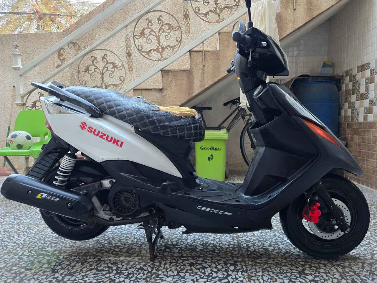 السلام عليكم مراوس حسب القناعه دراجه خير من الله شغاله سلف هندر نوزل كهربائيات كلها شغاله الغزاليه ***********
