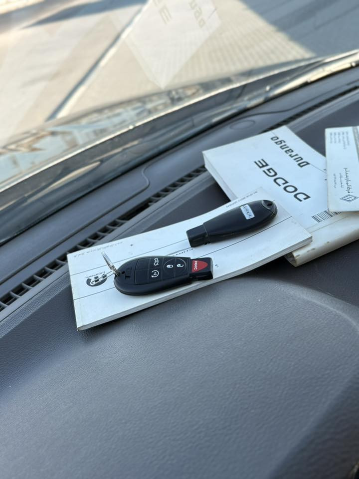 جيب دورنكو 2013
سياره كفاله كصه وضربه وانتربول وعشائر بوجهك تروح سجله

جديده مكينه كير زيرو 
جاهزه من دعاميه للدعاميه 
حداديه هسه مبدله اماميه وخلفيه
خليجي سياره دخول جديد الاكويت
ادوات اكرر ادوات 
مكينه 3600

فول ماعده فتحه 
شاشه بلاديه موجوده شديت اندوريد 
كل كتلوك سياره موجوده مال شركه  
لاستفسار رقم هاتف 📞 
***********
مكاني بصره
