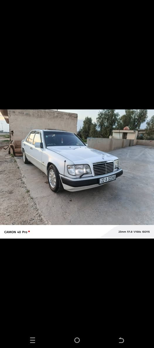 مارسيدس دب موديل 1991  محدث بيبي صبغ بلاد بدون ضربه تبريد تدفىه محرك بطه 2500ديلكو 
طخم تاير جديد صدر امامي او خلفي جديد
غرفه نضيفه زيتوني 
سيارة مناقصة شي مال جناي 
عنوان ديالى خانقين 
رقم ***********
سعر:80  او بيه مجال
