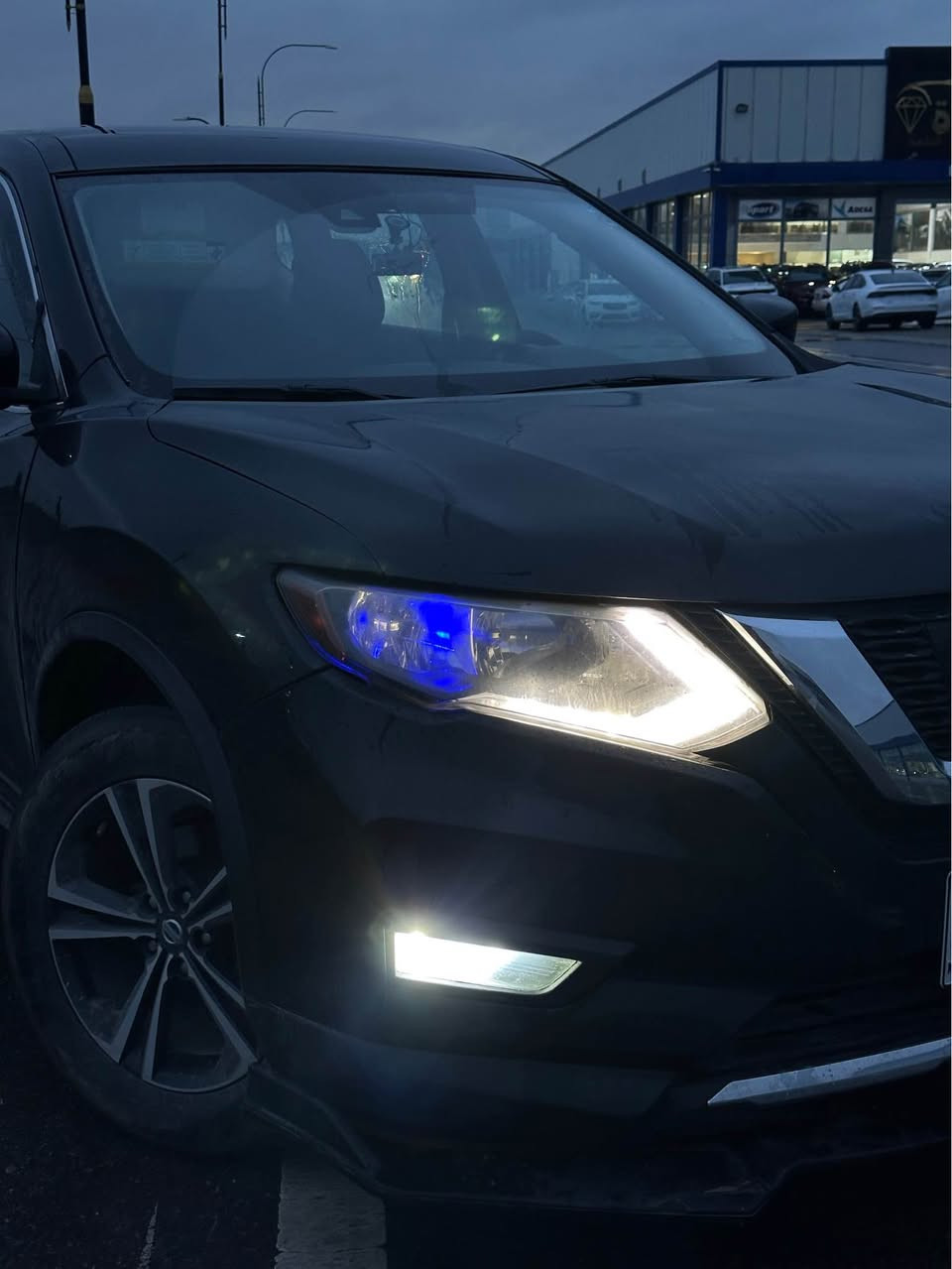 نیسان روك 2020
4 پستن

2 قتعە سبغ
2تعدیل
داخلی سەرێ شاسی گرتی
51,000mil رێڤە چۆی
ڕقم و سنوی جدید

سعر 148$ 
0750-899-46-27

دھوك سميل, دهوك
