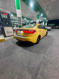 كيه فورتي 2015 السياره بسمي والسعر  ميه وعشره وبيها مجال 07760543240