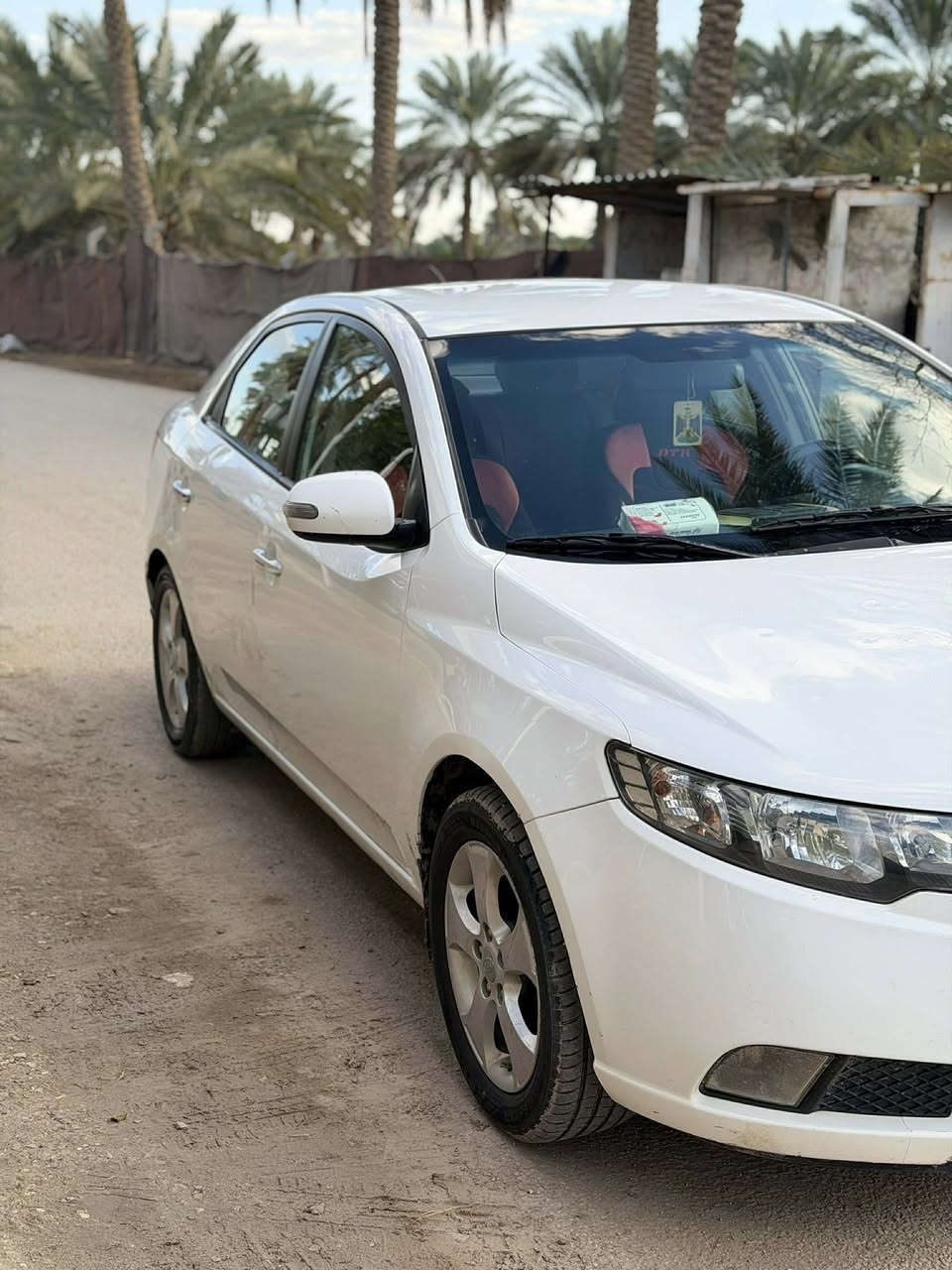 🚗 للبيع كيا سيراتو 2011
سيارة نظيفة ومكفولة، شغل مرتب وجاهزة من كلشي ✨  
محرك وسونار بيها، مواصفات عادية ومناسبة للاستخدام اليومي 👍  

🔹 رقم قديم  
🔹 سنوية ساقطة  
🔹 ما تحتاج صرف، جاهزة تمشي  سعر 103 وبي مجاال

📍 المكان: الديوانية / قضاء المهناوية  

📞 للاستفسار خاص أو اتصال
***********
