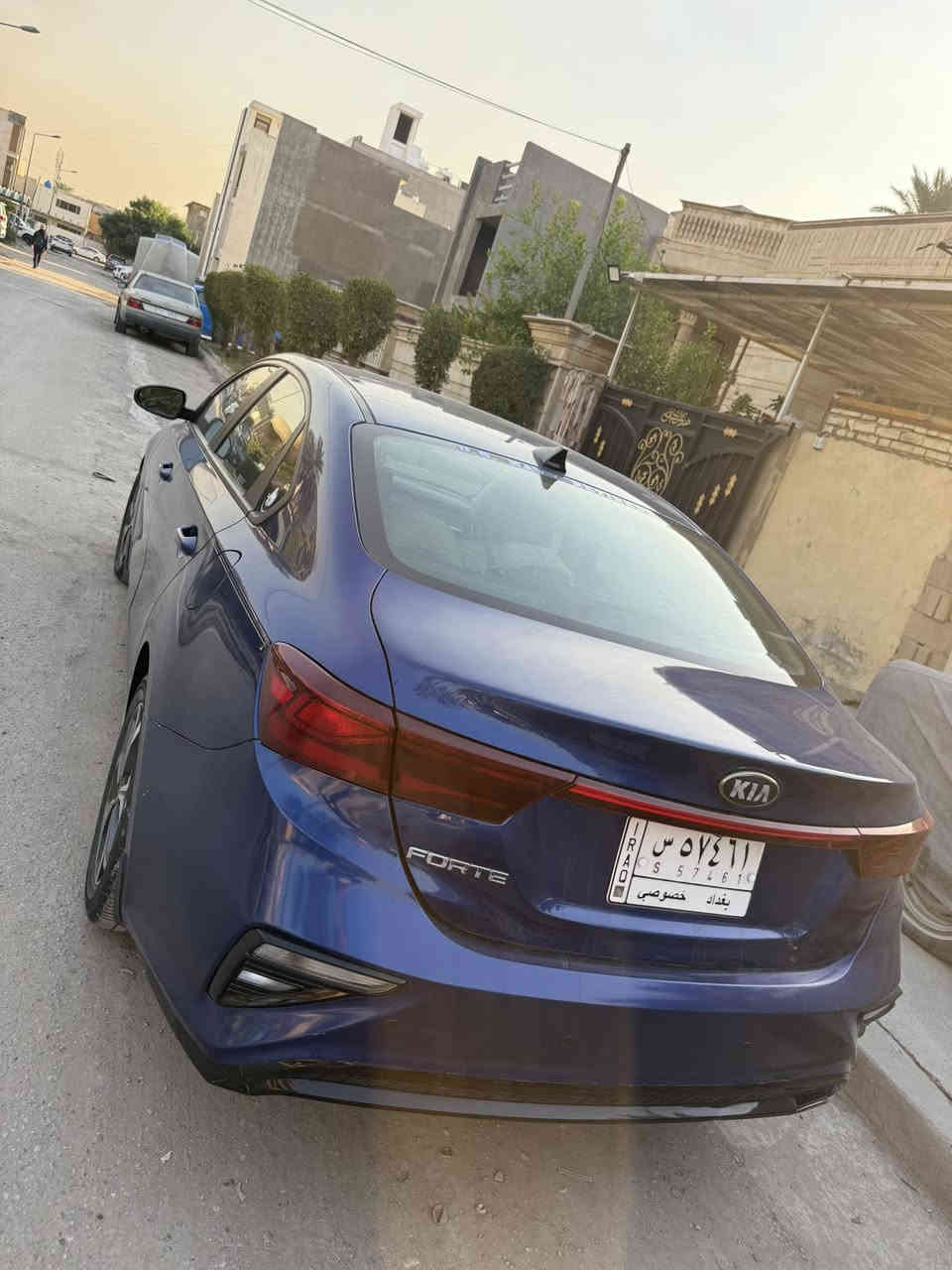 السلام عليكم
للبيع فورتي 
موديل2021
صبغ دعامية خلفية 
صور حادث وسونار ب منشور 
سيارة جديدة بدون اي نقص 
سعر143وبي مجال قليل 
الاتصال***********
مكاني بغداد حي قادسية
