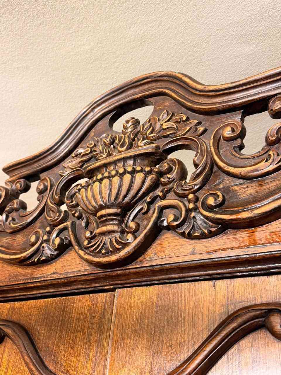 غرفه صاج داخل خارج  ،،،نقش يدوي،، شغل آيه المصري معروف بالكراده
وياه اربع قطع 

السعر مليونين وبيه مجال 

العنوان بغداد حي الجامعة


**إذا كنت صاحب هذا الإعلان وتريد حذفه لأي سبب، رجاءا أرسل رسالة إلى الدعم الفني**