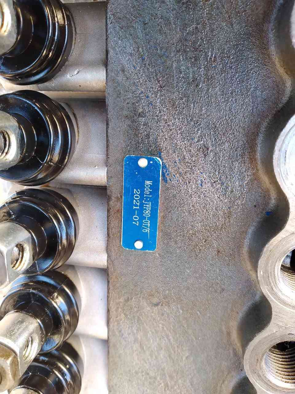 كنترول للبيع شغال نضيف اخو الجديد ضمان
٦ خانات
مكان البصره 
للاتصال ***********
