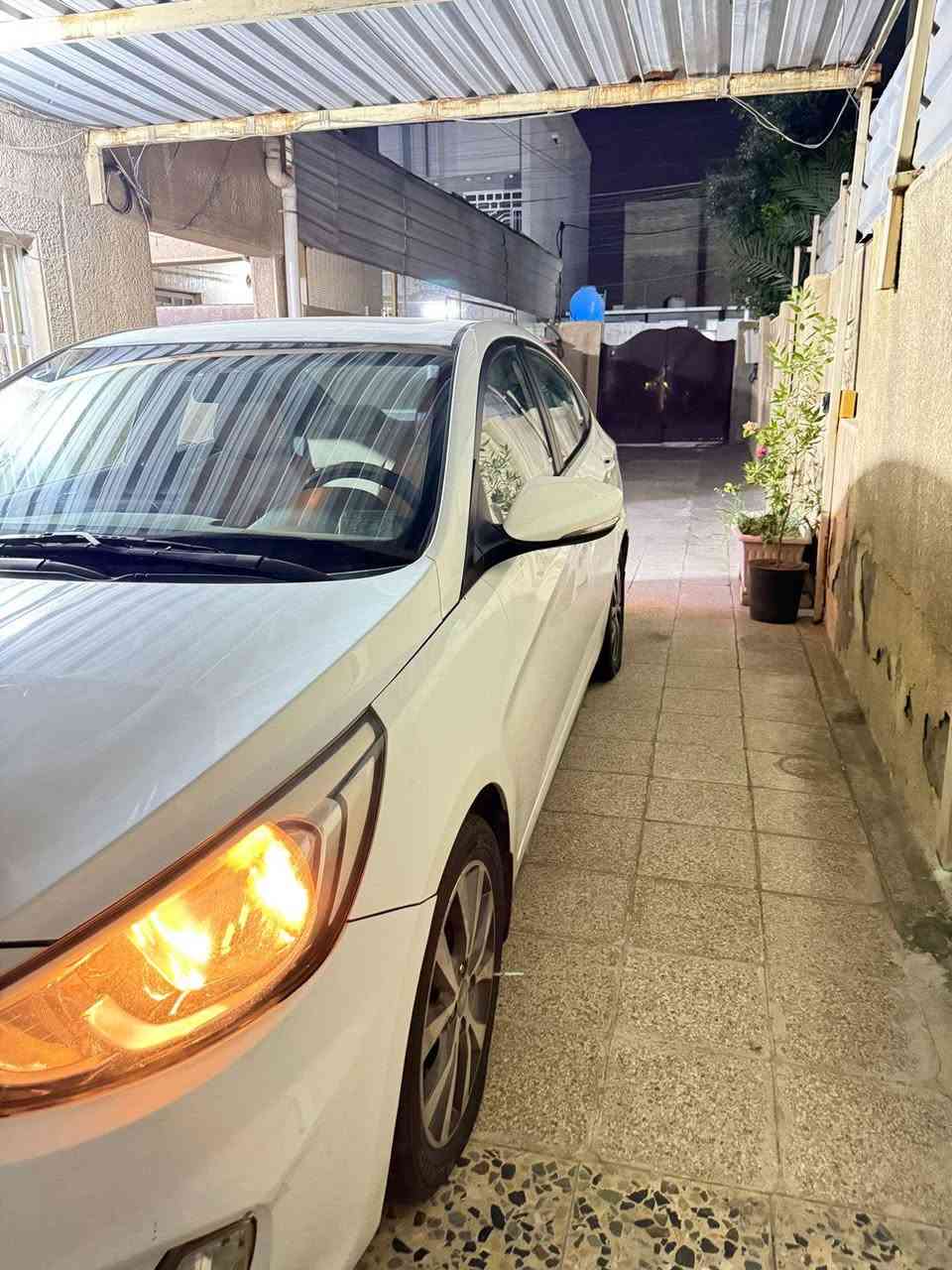 سلام عليكم اكسنت موديل 16 خليجية مكينة 1600
فول مواصفات مكفولة سيارة كفالة عامة كير مكينة حدادية جدد تبريد ثلج سيارة جديدة ماشية 80  سياره استخدام شخصي للاستفسار ***********
