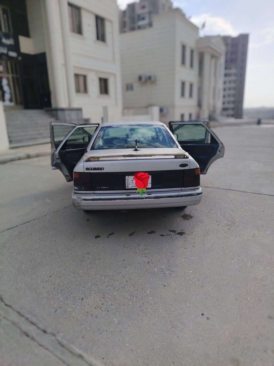 السلام عليكم
سياره فورد سكوربيو موديل 91
سياره مكينه قبل شهرين او اقل بدلتها شرط گير عادي شرط
داخلها حيييل نظيف 
طخمها عالنص
كهربائيات كلها شغاله گيجات شغاله 
رقم الماني سنويه عظم شرط التحويل
السياره مجولحه
بدون دعم 
طالب عليها 25 وبيها مجال للطيبين للبيع فقط
***********
