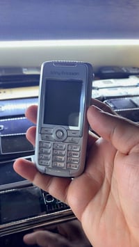 سوني اريكسون • مجموعة • هواتف