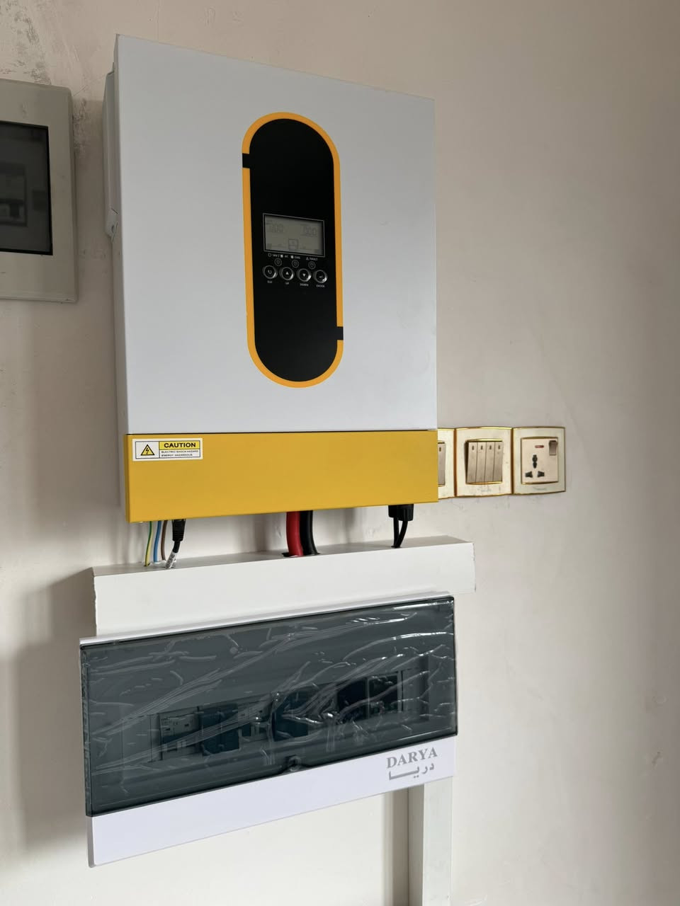 تم بفضل اللّٰه تركيب منظومة طاقة شمسية من قبل كوادرنا في 

#قريةباجوان
للاخ :: طه حمادة ابو ياسين  
  
✅ نظام طاقة شمسية متكامل بأعلى المواصفات

✅فولتية ثابتة 220فولت 
✅كهرباء مستمرة بدون انقطاع 
✅تشغيل تلقائي عند انقطاع الكهرباء

🔵انفيرتر قدرة(6.2) كيلو واط 
🔵الواح قدرة  (640) واط نوع Aiko عدد 8 
🔵بطارية ليثيوم (314)امبير 16KW

✅صيانة فورية بحالة مواجهة اي خلل فني
✅ضمانات عالية وعمر افتراضي طويل
✅خدمات متابعة مابعد التنصيب

نهاري ☀️(16) امبير
ليلي   🌑 (14) امبير 
 
للاستفسار اكثر الاتصال على الارقام التالية 
***********
***********
⚫️#مكتب #باجوان #للطاقه #الشمسيه
