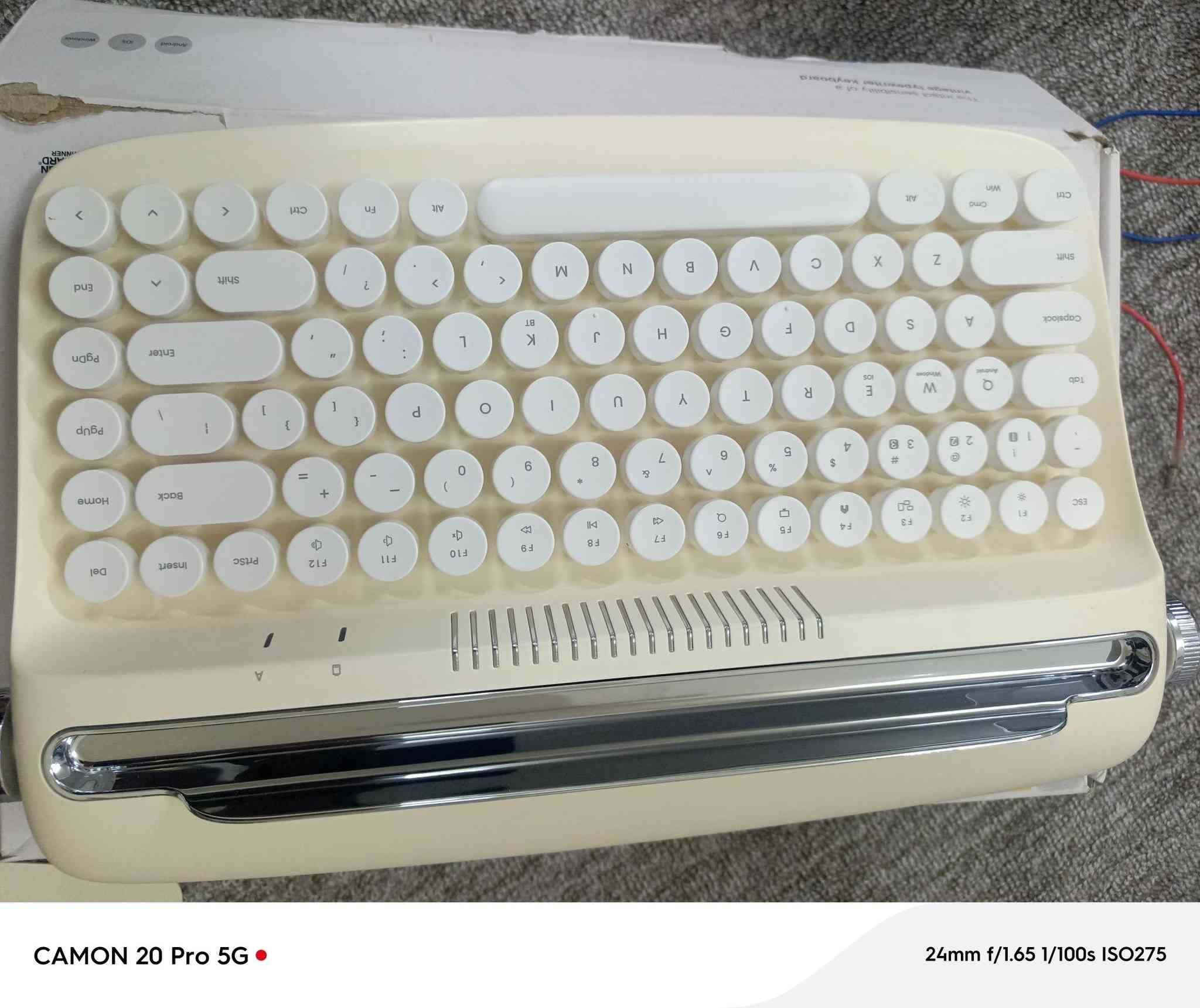 السلام عليكم كلمن وسعره واتساب *********** يوجد توصيل
