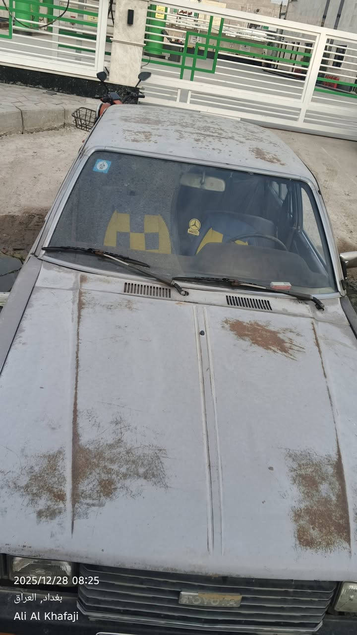 كرونه 1982 للبيع سعره 25 ورقه وبيه مجال مكانه بغداد ***********
