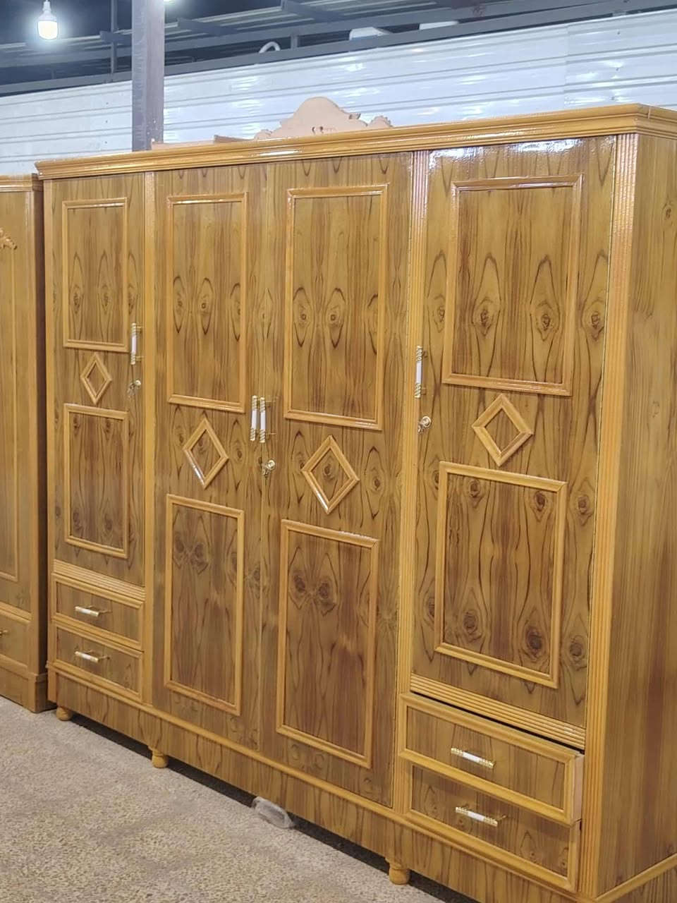 صاج خمسه ملم 
قنصور 5ابوابو ناصي  
اكو صبغ حراري
واكو صبغ عادي توصيل داخل الموصل
السعر الصبغ الحراري 350
الصباغ العادي 325 الف بأس يمنه وبيه مجال لل طيبين
وعدنه ملحق ايضان


**إذا كنت صاحب هذا الإعلان وتريد حذفه لأي سبب، رجاءا أرسل رسالة إلى الدعم الفني**