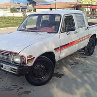 پیکاب توێتا 82  مەکینەی بیلاد گێڕو مەکینەو اکسل بە شەرت بێ کێشەو ئەوەل...