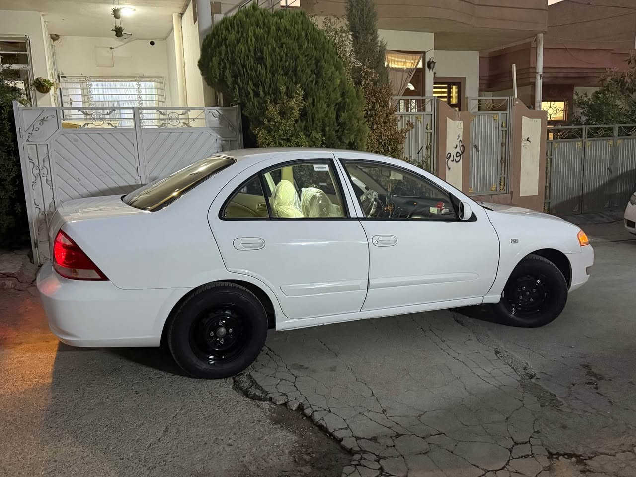 سەنی کۆری 
نیسان سەنی کۆری مۆدیل 2012 نمونە لە جوانی 77 هەزاری حەقیقی ڕۆشتوە بەشەرت هیچی پێوە نیە دەعمیەکانیشی بەشەرت  هەموو گیانی لەسەر شەریکە ماوەتەوە  4 تایەو ویلی شەریکەی لە ژێرایە سپێری دانەگیراوە سەنەوی و هەموو شتێکی تازەیە سەیارەکە چرکەی تیا نیە گێر و مەکینە ی بەشەرت  سعری 140  گەڵا و مەعامەلە .! ئەگەر موشتەری نیت سەرمان مەیەشێنە . ***********
*********** السليمانية, العراق
